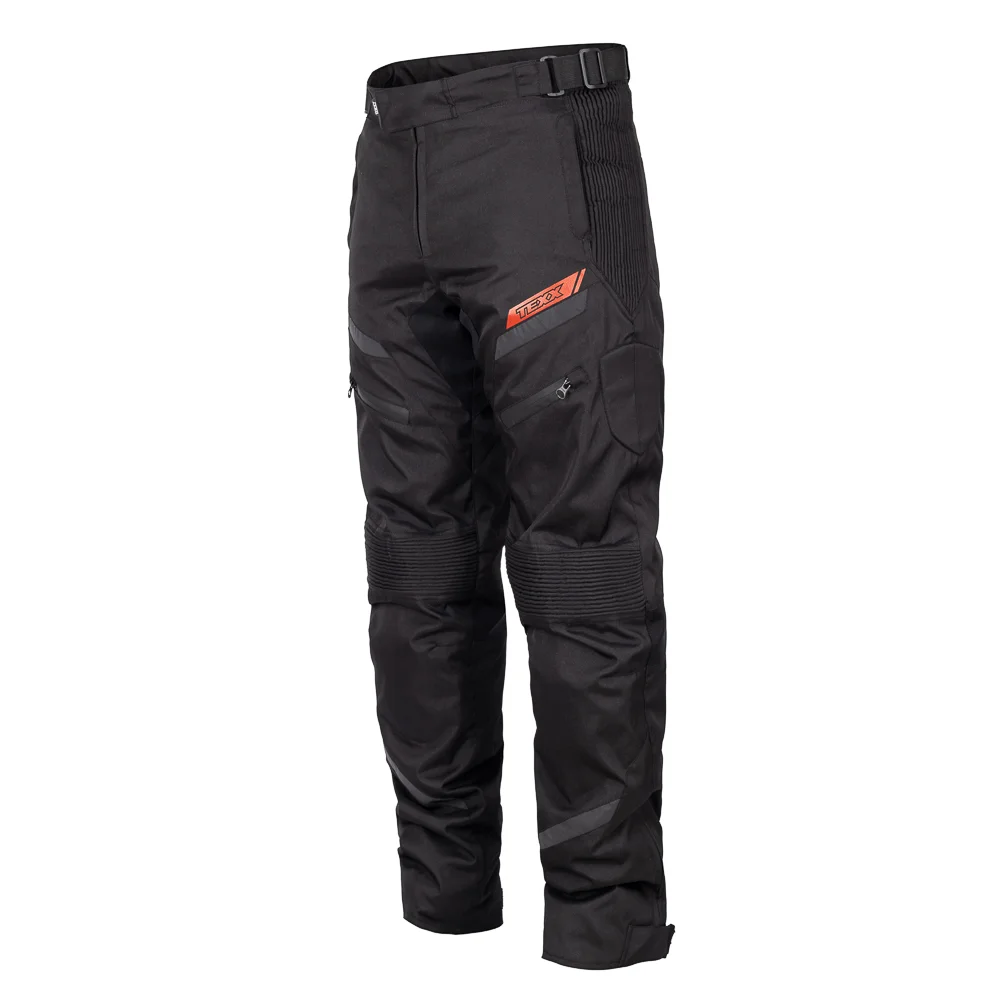 Calça para Moto: Guia Definitivo de Como Escolher (2026) 4 calça para moto Texx New Strike V3 preta e vermelha, vista frontal