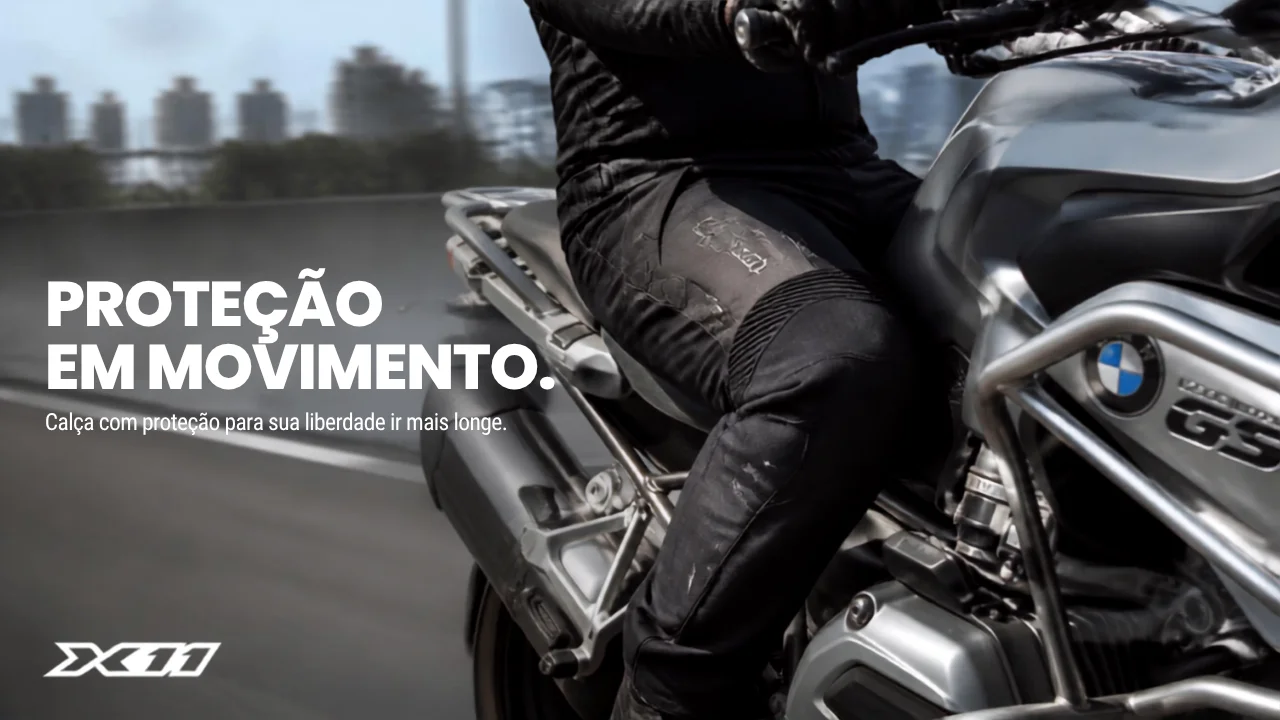 Calça para Moto: Guia Definitivo de Como Escolher (2026) 5 calca para moto X11 detalhe de protecao de quadril em uso